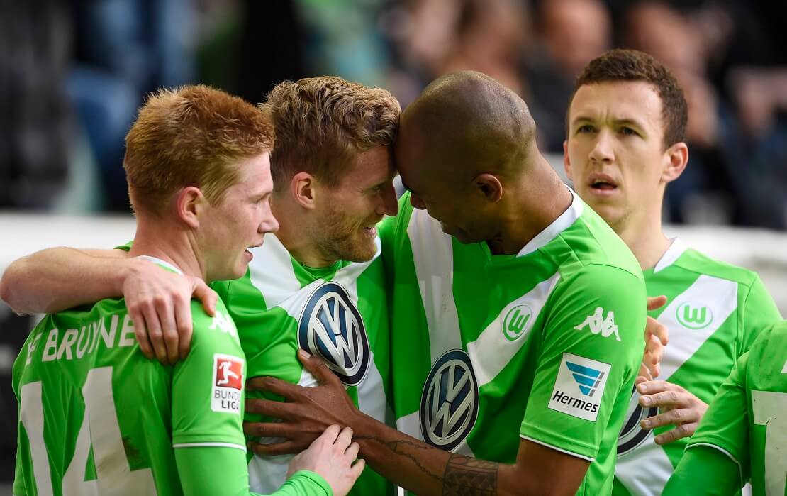 Wolfsburg Spieler De Bruyne, Schürrle, Naldo und Perisic jubeln