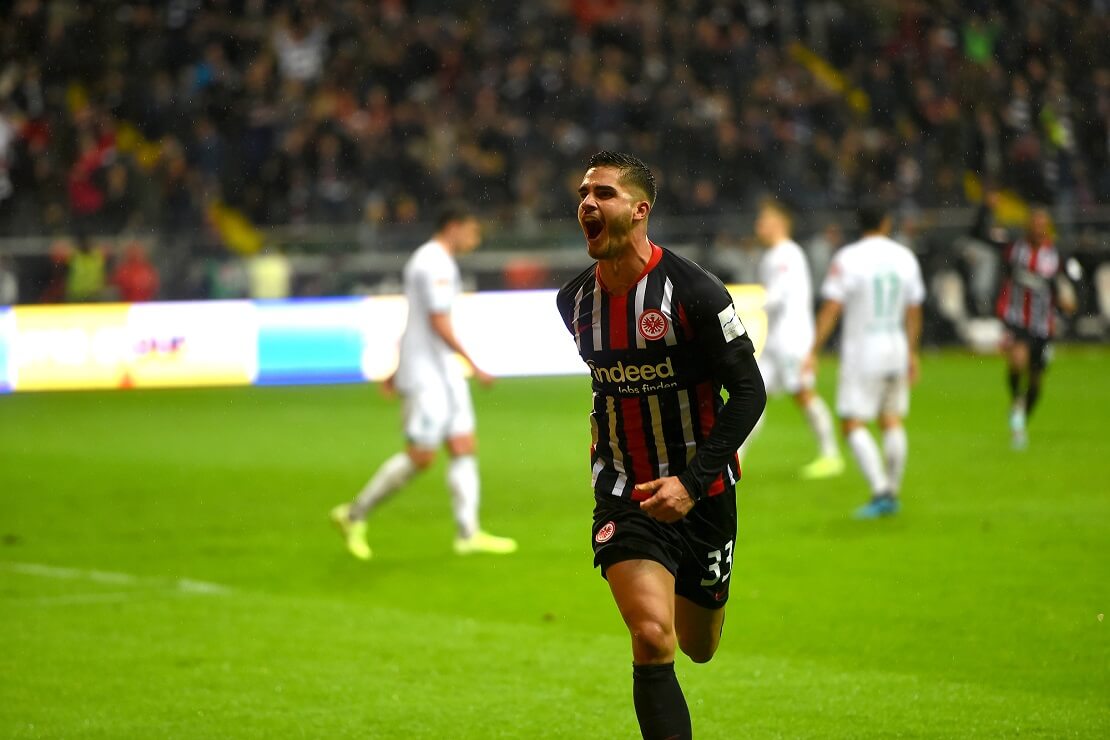 Andre Silva von Eintracht Frankfurt bejubelt ein Tor