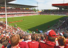 Das FC Energie Cottbus Stadion Aufnahme aus der Tribüne