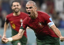 Portugals Kapitän Pepe bejubelt seinen Treffer
